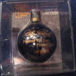 Dale Earnhardt "Forever the Man Forever a Fan Christmas Ornament